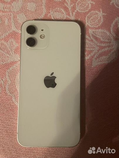 iPhone 12, 64 ГБ