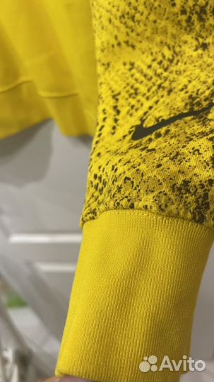 Свитер Nike Exclusive идеальное состояние