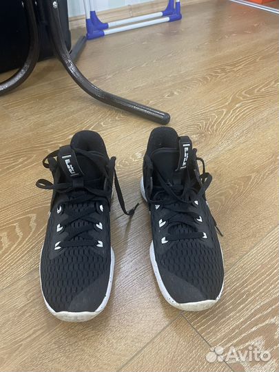 Кроссовки мужские