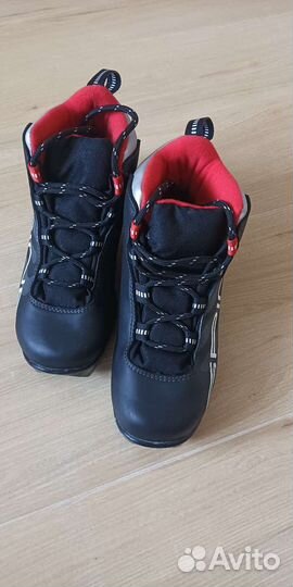 Лыжные ботинки spine