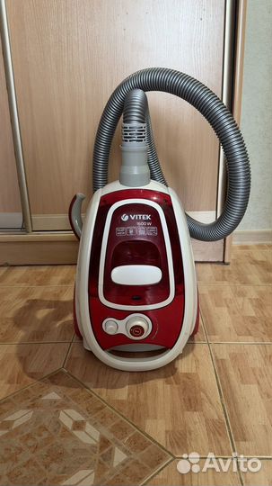 Пылесос без мешка для сбора пыли vitek VT-1823 W
