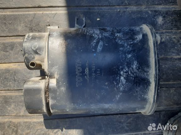 Топливный абсорбер Тойота Витц
