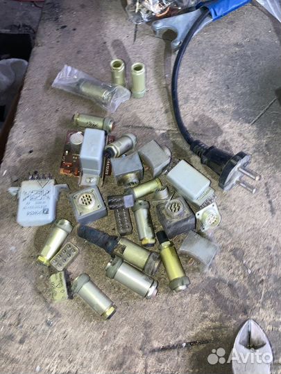 Прием плат, радиодеталей