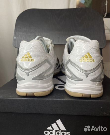 Бутсы adidas predator