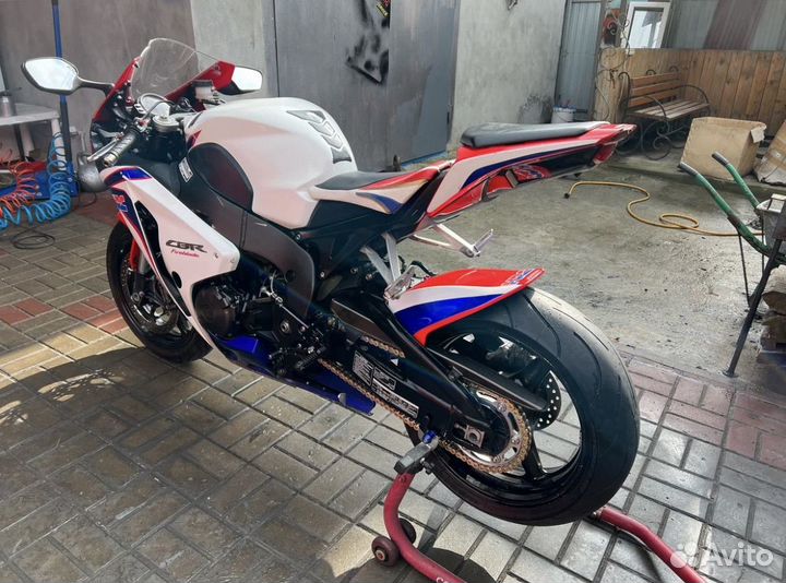 Honda cbr1000rr