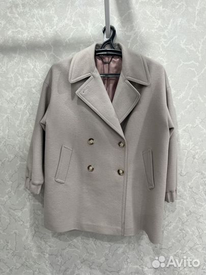 Двубортное пальто-жакет pompa