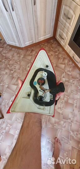 Фонарь задний в крышку багажника Ford Kuga 2