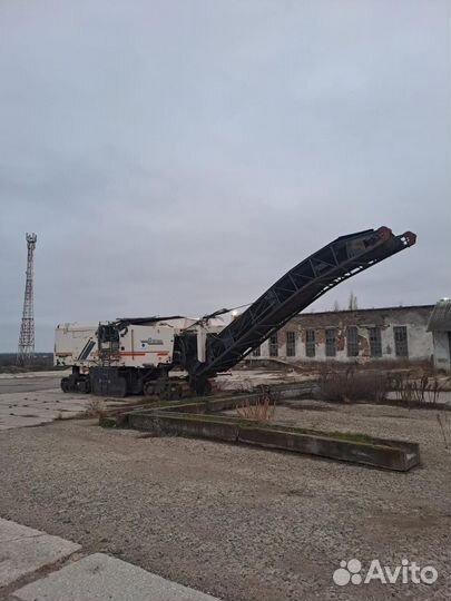 Дорожная фреза Wirtgen W 2100, 2003