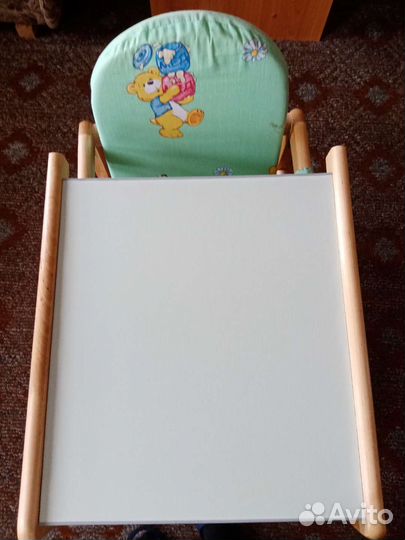 Детский стол для кормления