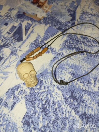 Кулон череп
