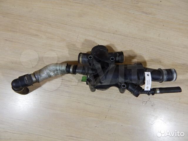 Корпус термостата Ford C-Max 2,0 tdci