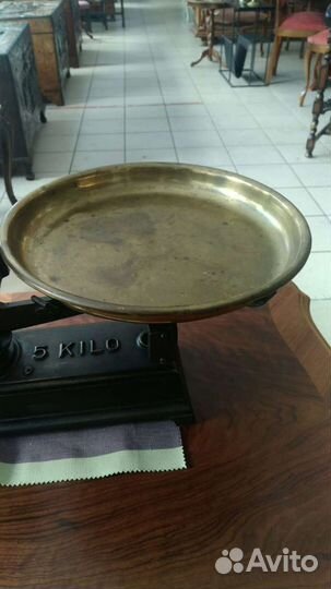 Старинные весы