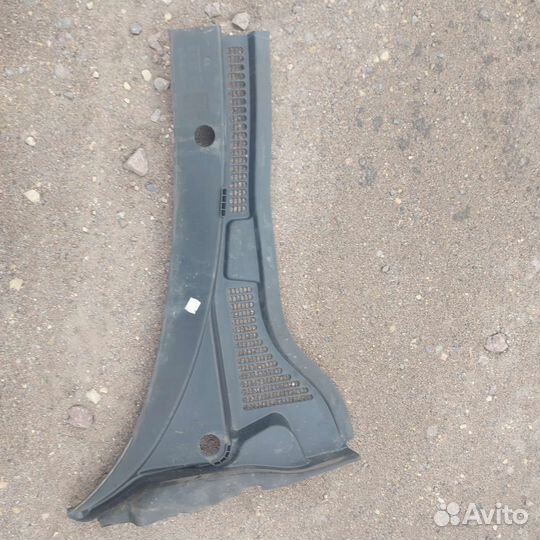 Облицовка рамы ветрового стекла(жабо) 3Т1819415А