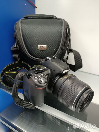 Фотоаппарат Nikon D3100 с объективом Nicon DX