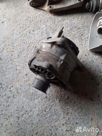 Генератор б у на Faw Besturn B 50