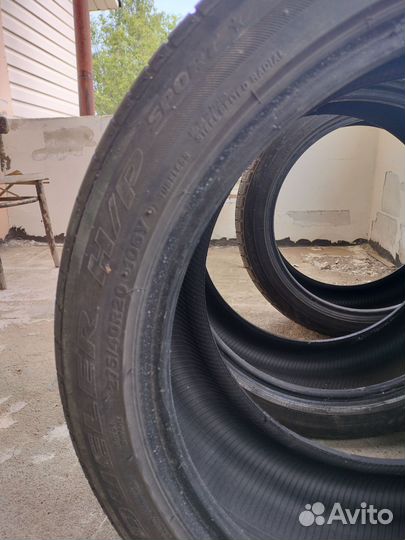 Advance AR211 275/40 R20 106H