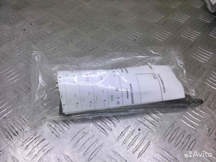 Форсунка Mercedes C-klasse 0445110121; 0445110120;