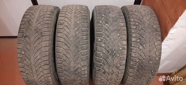 Pirelli Formula Ice 215/60 R17 100T