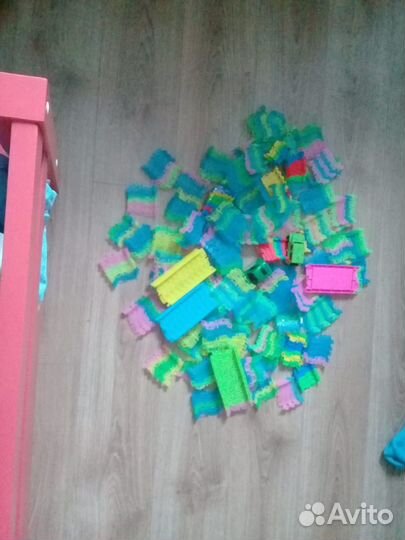 Гибкий трек с машинкой