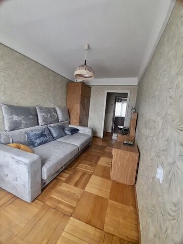 3-к. квартира, 49 м², 5/5 эт.