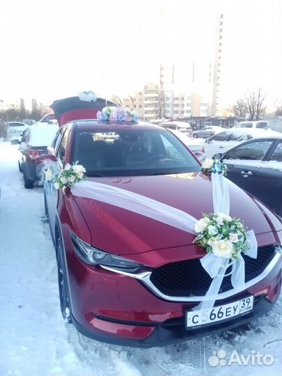 Украшение на свадебное авто