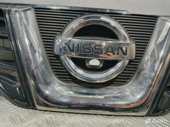 Б/У Решетка радиатора Nissan Qashqai#001