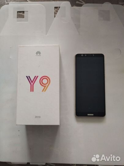 HUAWEI Y9 (2018), 3/32 ГБ