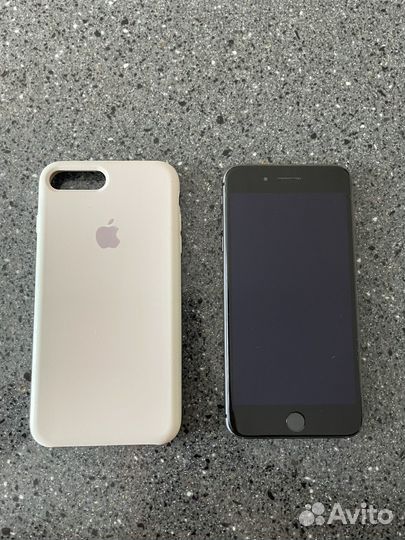 iPhone 8 Plus, 64 ГБ