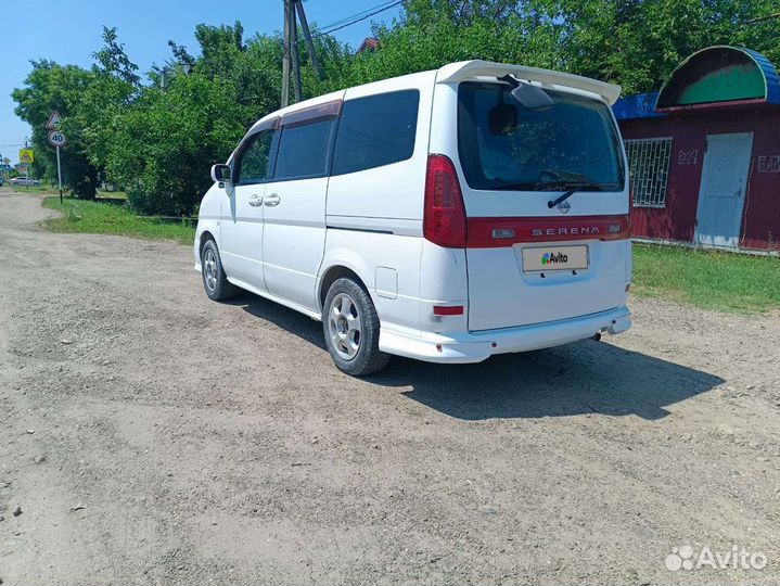 Nissan Serena 1999