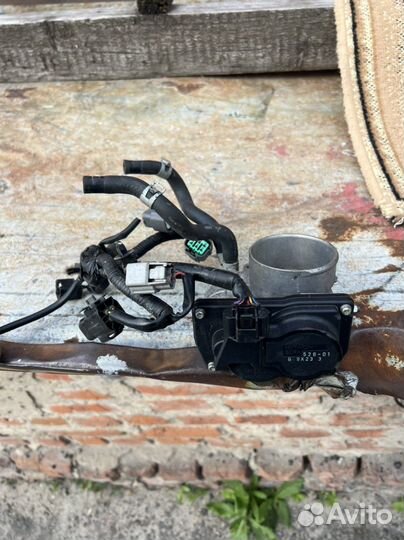 Дроссельная заслонка nissan