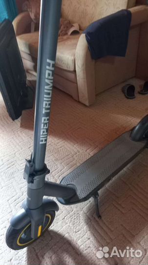 Электросамокат hiper Triumph M88