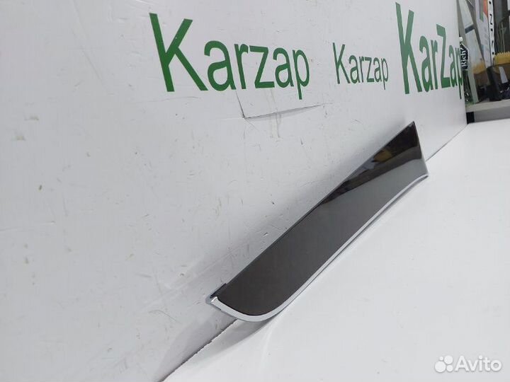 Накладка обшивки двери передняя левая Bentley