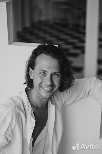 Тренер по танцам и растяжке