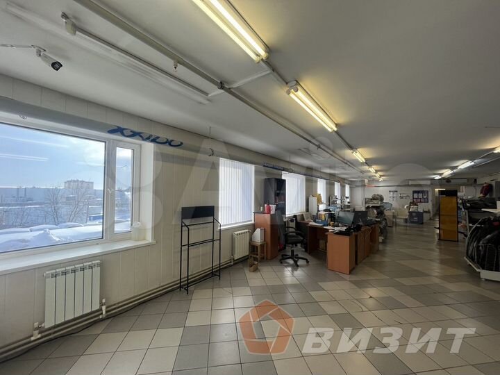 Офис с парковкой в бизнес центре