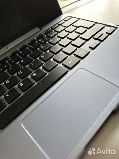 Ноутбук-планшет samsung t500