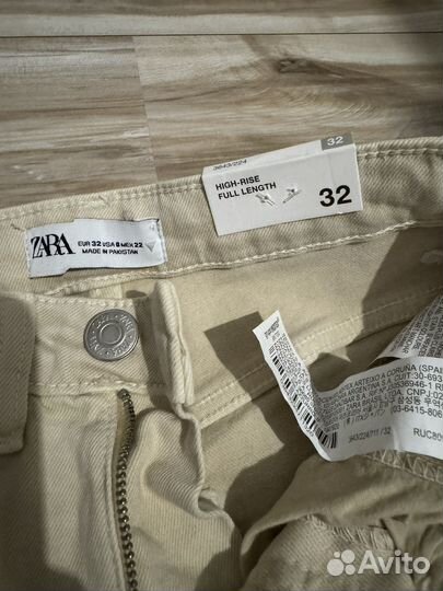 Джинсы zara 32 новые