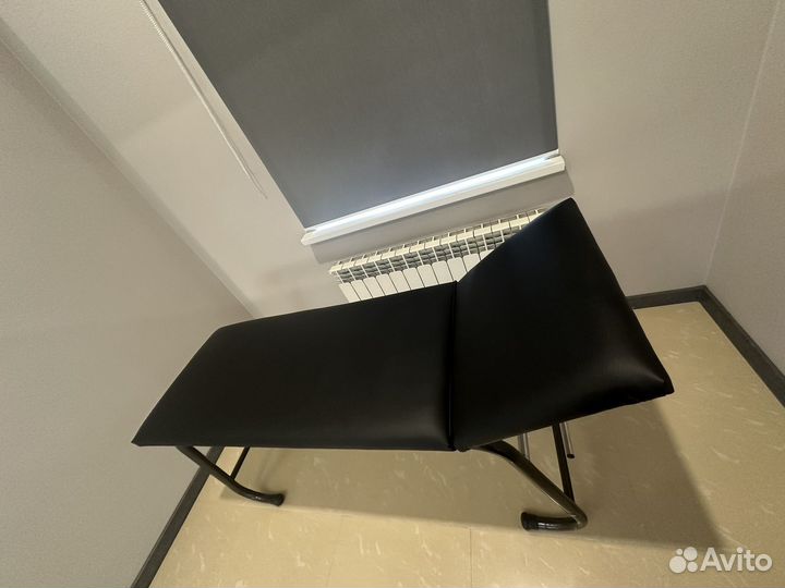 Кушетка для массажа, состояние отличное