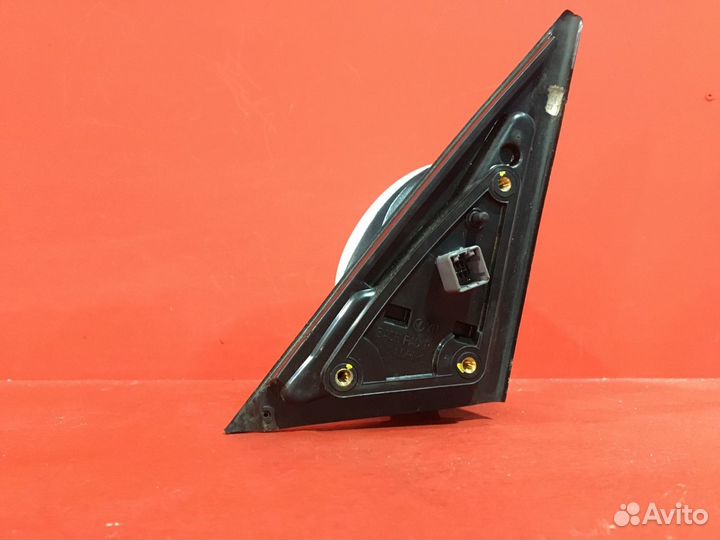 Зеркало заднего вида правое Kia Venga хетчбэк G4FA