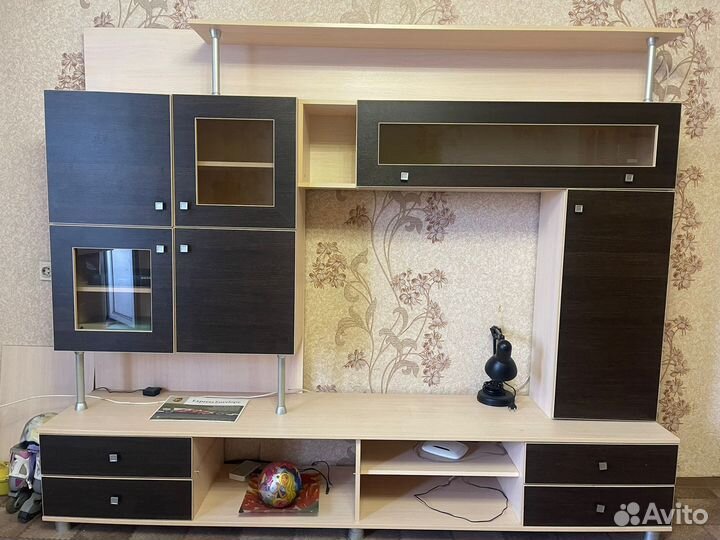 Продам стенку бу