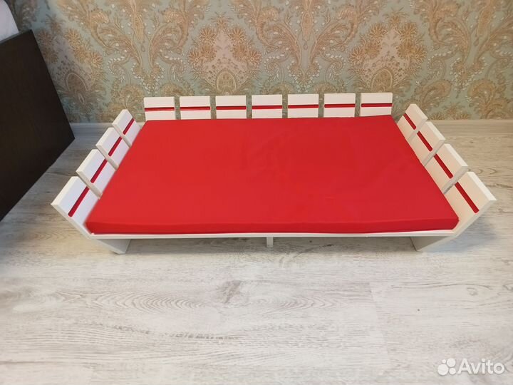 Лежанка для собак