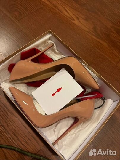 Туфли Christian Louboutin So Kate