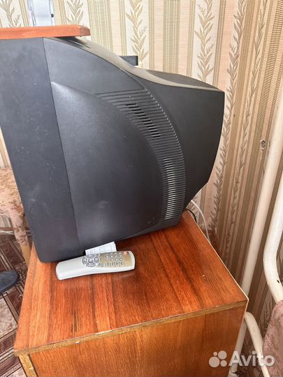 Телевизор samsung