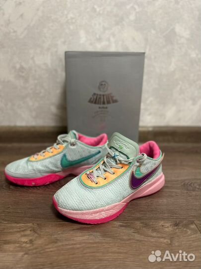 Кроссовки Баскетбольные Lebron 20