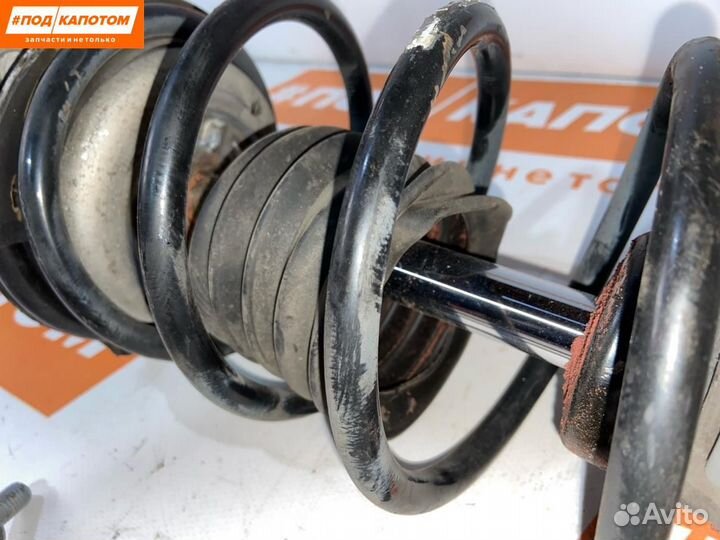 Стойка амортизатора передняя правая BMW 3 E90 2005