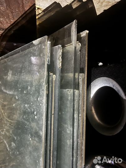 Отдам стекла