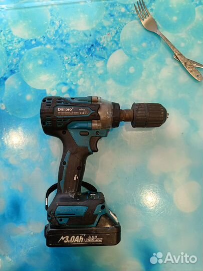 Шуруповерт makita-drilpro 18v