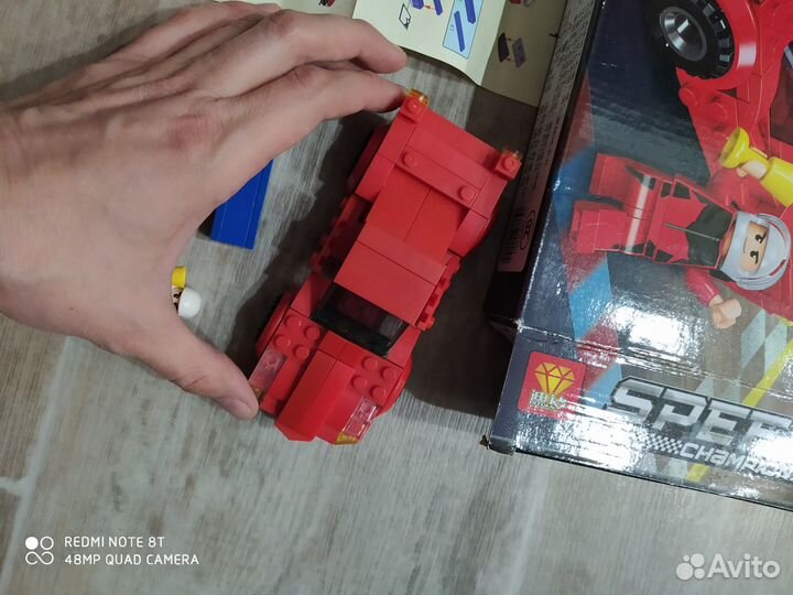 Конструктор Лего Красная машина