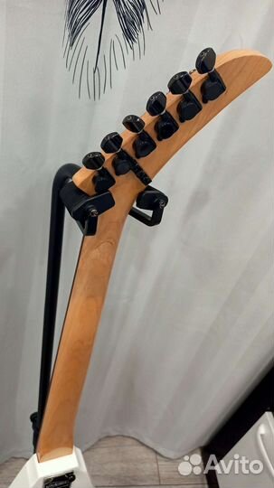 Электрогитара Kramer Vanguard Floyd Rose