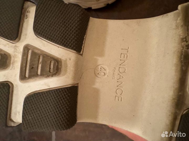 Сандалии для девочки