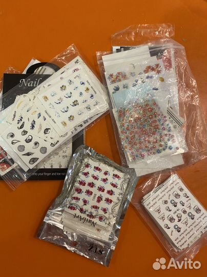 Наклейки для ногтей
